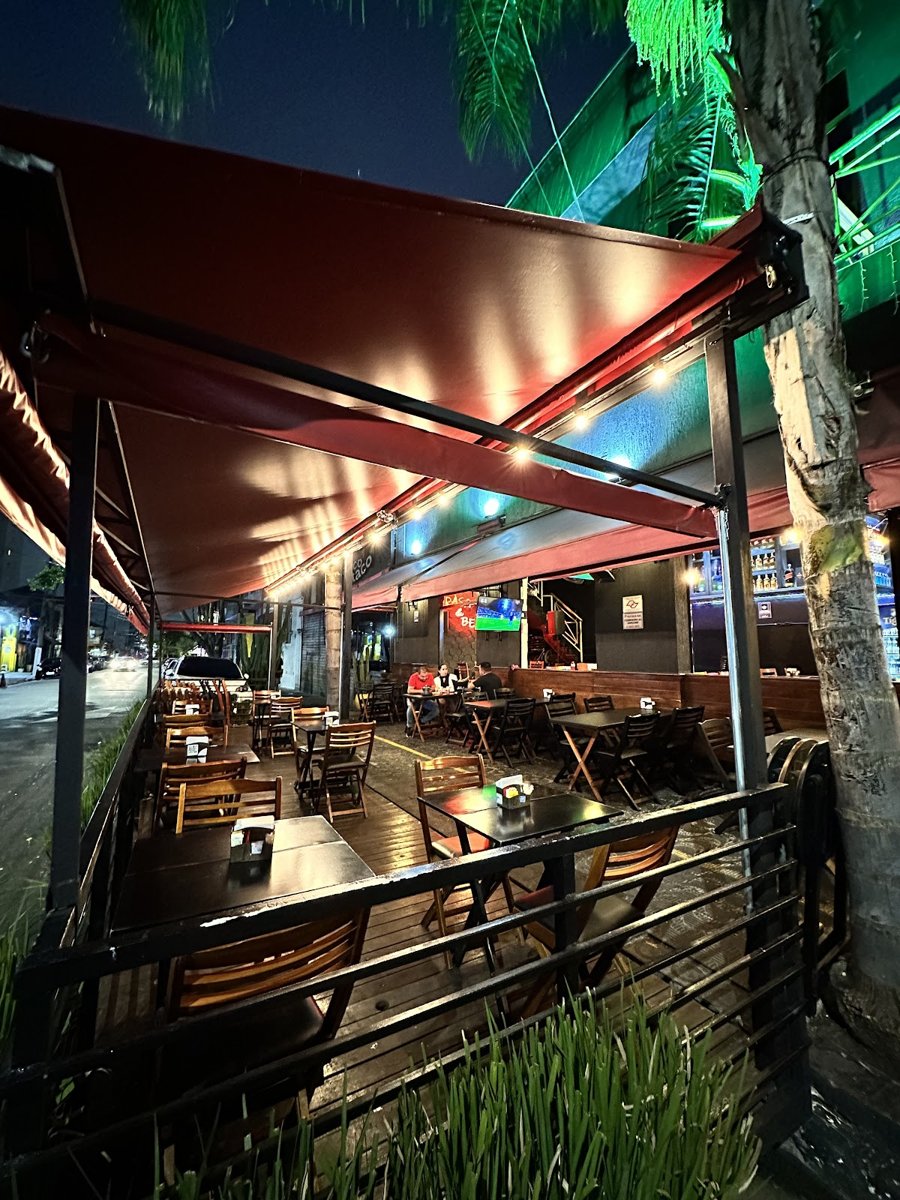 Pipes Gastropub