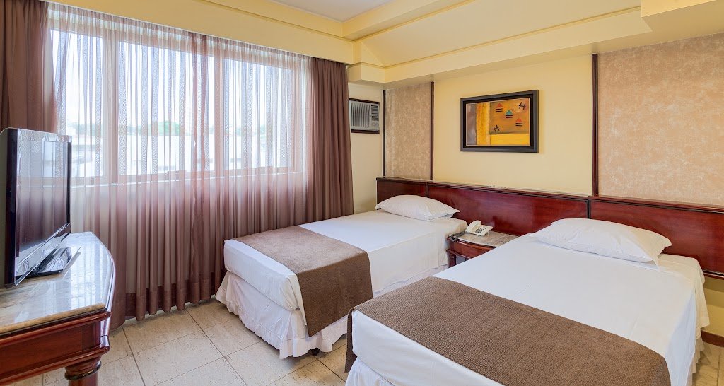Golden Tulip Goiania Address